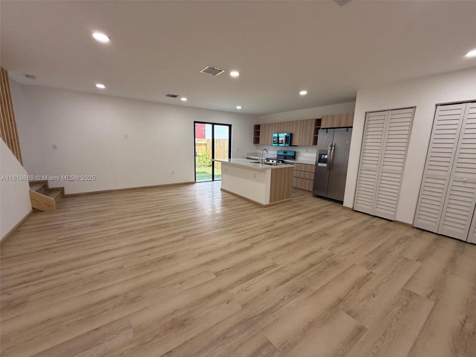936 NW 10th St 3, Florida City, Florida 33034