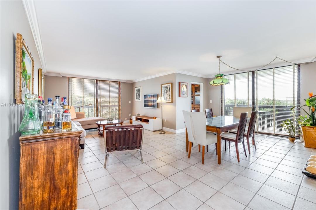 2333 Brickell Ave 416, Miami, Florida 33129, Stati Uniti