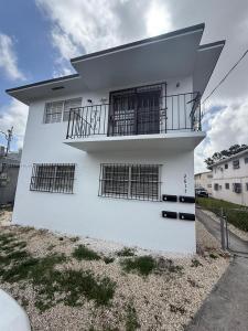 2617 NW 23rd Ave, Miami, Florida 33142, USA