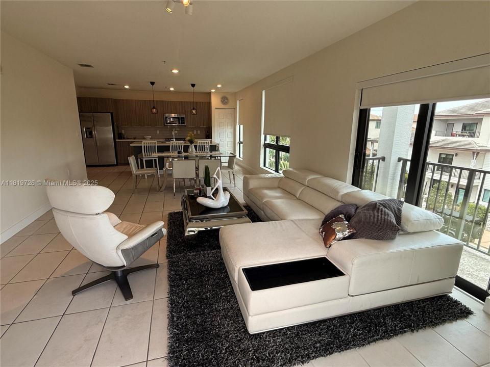 4700 NW 84th Ave 36, Doral, Florida 33166, HOA KỲ