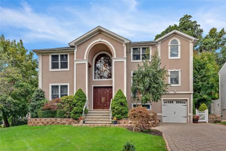 2 Dorchester Drive, Yonkers, Nowy Jork 10710, USA