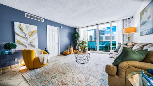 6770 Indian Creek Dr 7B, Miami Beach, Florida 33141, USA