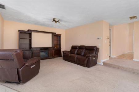 20 Pond Court A, North Providence, RI 02904, USA