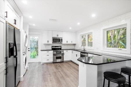 182 Beacon Lane, JUPITER INLET COLONY, Jupiter Inlet Colony, Florida 33469