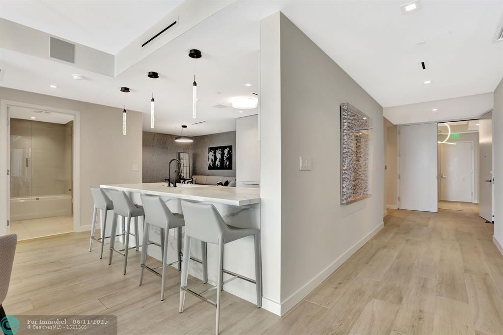 1116 N Ocean Blvd 1102, Pompano Beach, Florida 33062, Estados Unidos