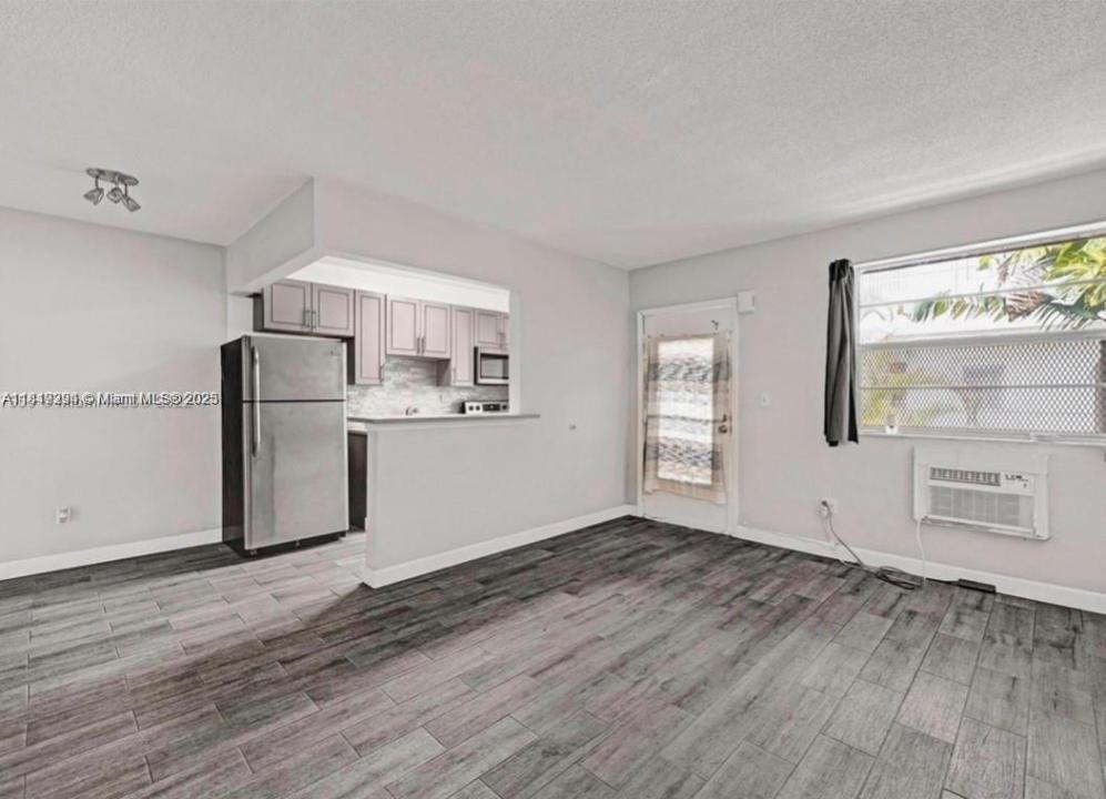 533 Meridian Ave 11, Miami Beach, Florida 33139, Estados Unidos