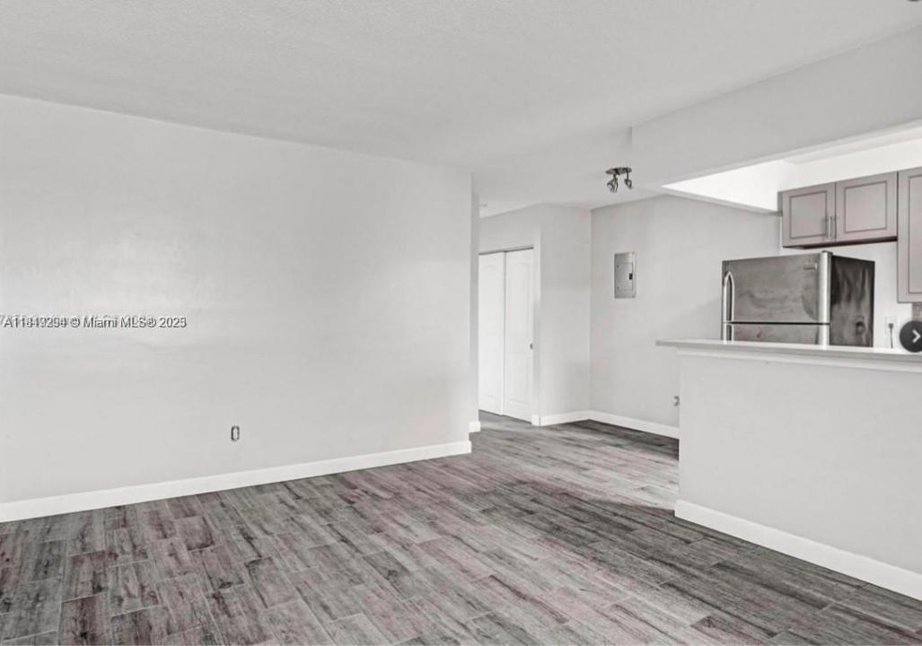 533 Meridian Ave 11, Miami Beach, Florida 33139, Estados Unidos