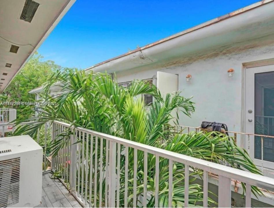533 Meridian Ave 11, Miami Beach, Florida 33139, Estados Unidos