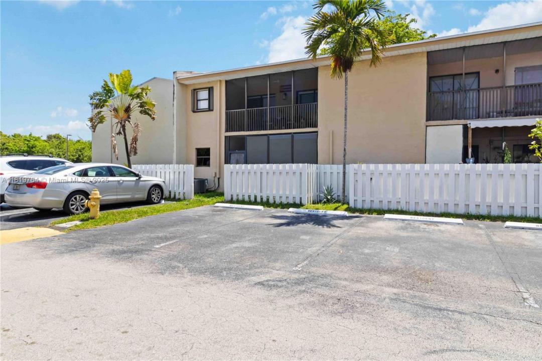 10350 SW 220th St 142, Cutler Bay, 佛罗里达州 33190, 美国