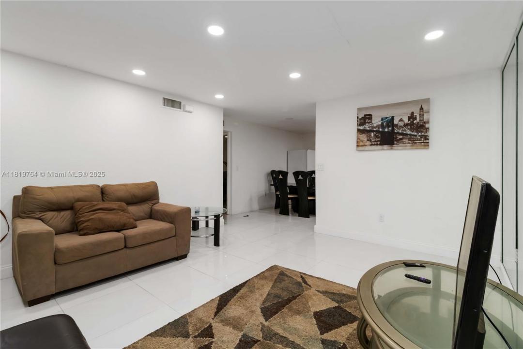 10350 SW 220th St 142, Cutler Bay, 佛罗里达州 33190, 美国