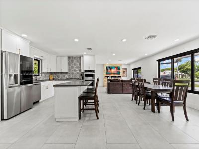 11150 SW 64th St, Miami, Florida 33173, USA
