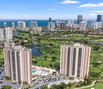 20301 W Country Club Dr 1828, Aventura, Florida 33180, USA