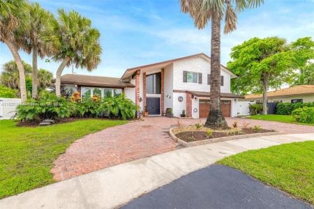 16530 Royal Poinciana Ct, Weston, Florida 33326, USA