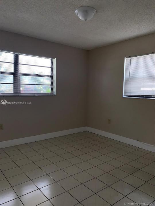 Hialeah, Флорида 33016, Соединенные Штаты