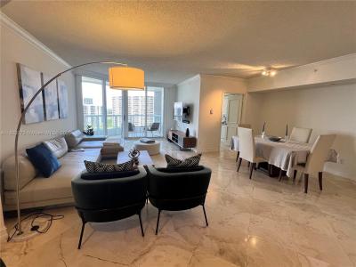 21055 NW Yacht Club Dr 1505, Aventura, Florida 33180, USA