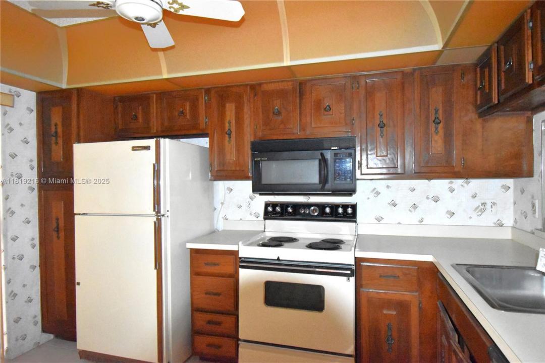 3650 Environ Blvd 103, Lauderhill, 佛羅里達州 33319, 美國