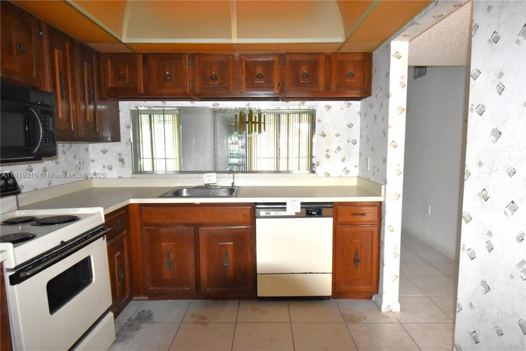 3650 Environ Blvd 103, Lauderhill, 佛羅里達州 33319, 美國