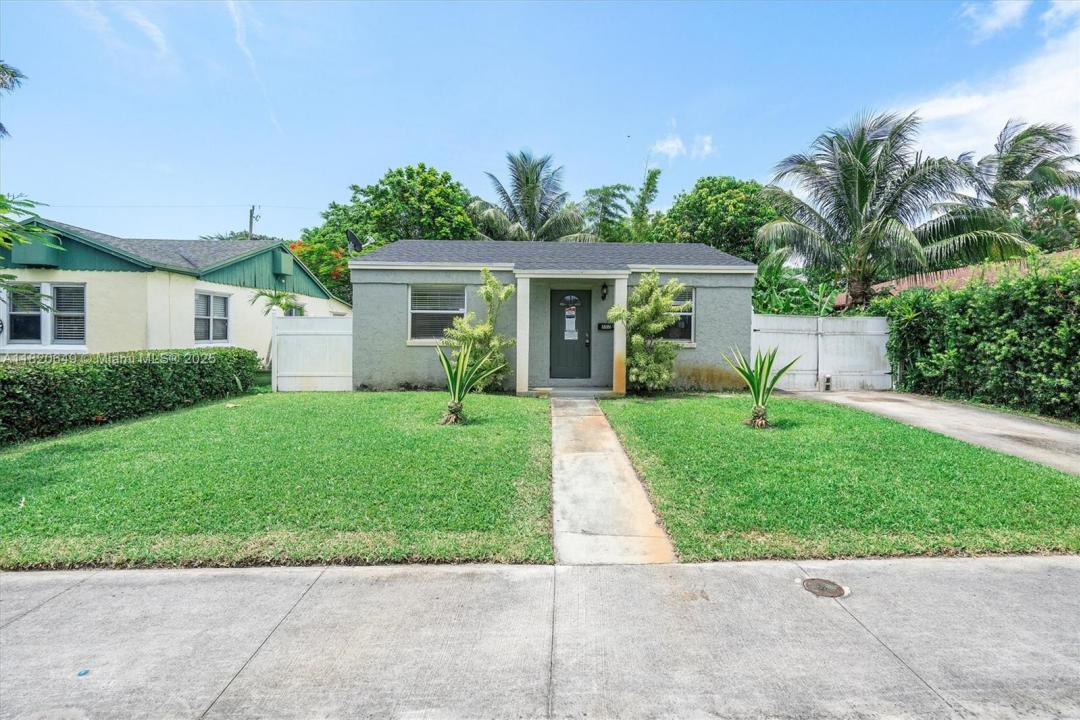 602 El Prado, West Palm Beach, Floryda 33405, USA
