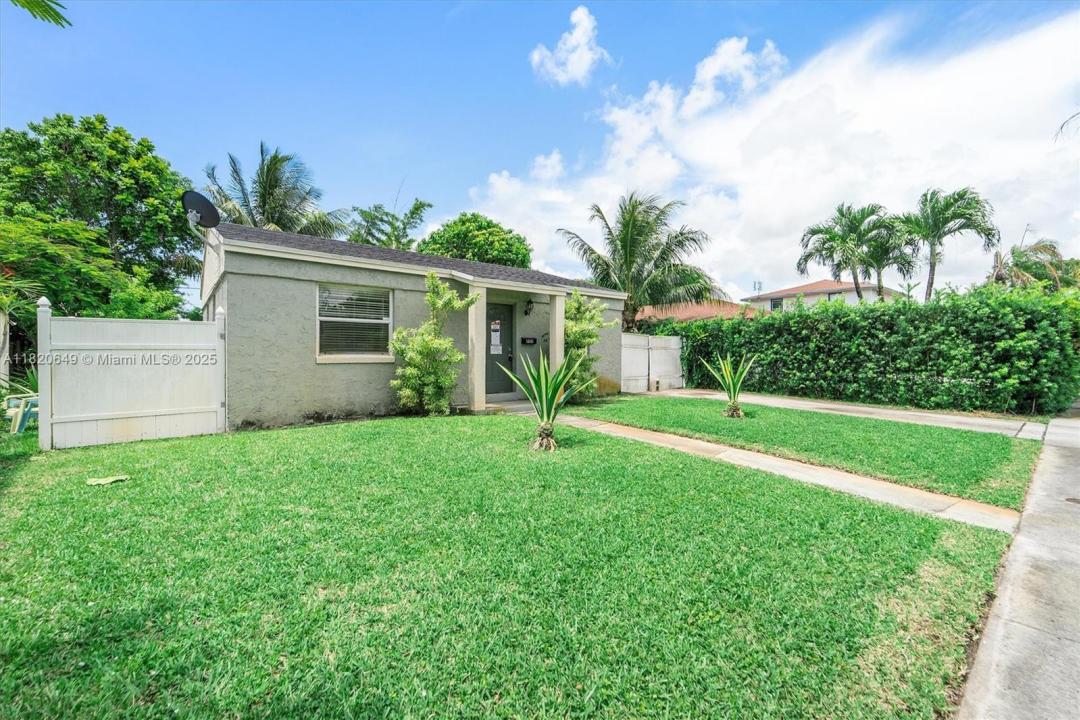 602 El Prado, West Palm Beach, Floryda 33405, USA