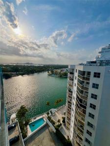 5838 Collins Ave 14D, Miami Beach, Florida 33140, USA