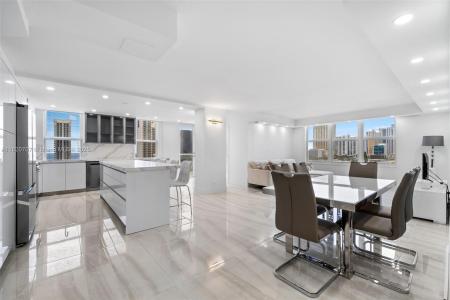 230 174th St 1119, Sunny Isles Beach, Florida 33160, USA