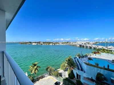 1865 79th St Cswy 8G, North Bay Village, Florida 33141, USA