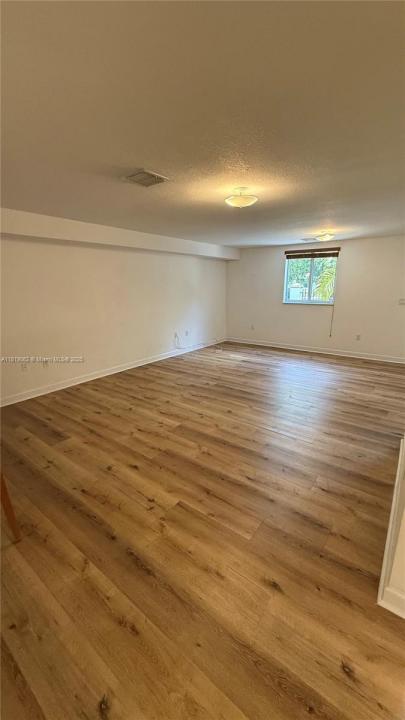 5838 Devonshire Blvd B, Miami, フロリダ 33155, アメリカ合衆国