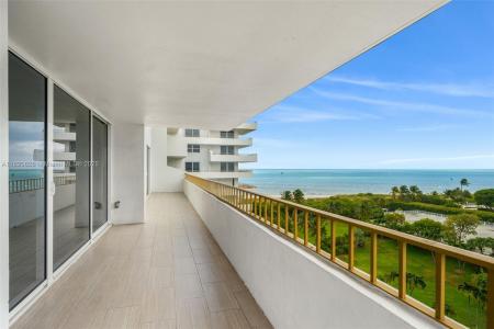 177 Ocean Lane Dr 915, Key Biscayne, Florida 33149, USA