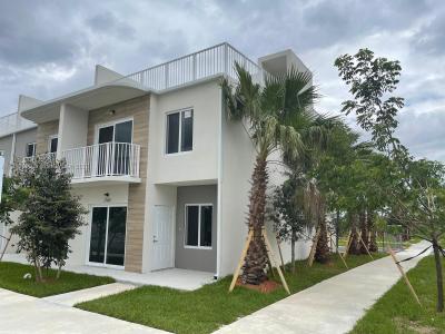 25600 SW 143rd Path, Homestead, Florida 33032, USA