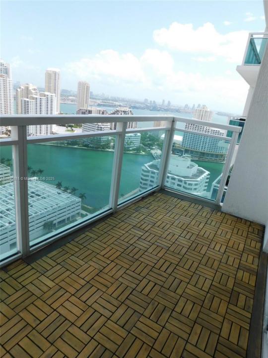 950 BRICKELL BAY DR 3206, Miami, Florida 33131, Estados Unidos