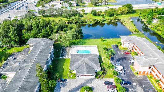 4730 NW 10th Ct 314, Plantation, Florida 33313, USA