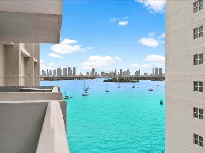 1200 West Ave 823, Miami Beach, Florida 33139, USA