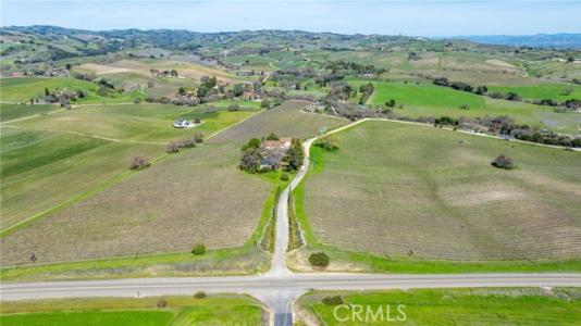 Twelve Oaks Drive, Paso Robles, Калифорния 93446, Соединенные Штаты