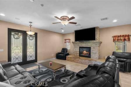 15 Street, Palmdale, California 93551, Estados Unidos