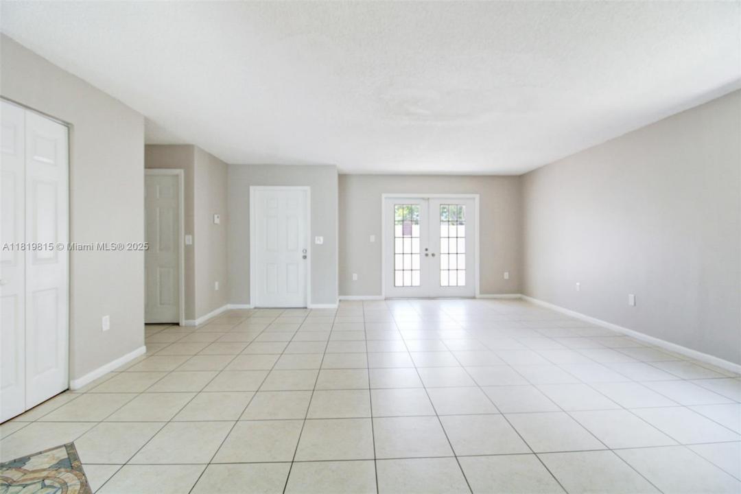 9741 SW 12th St, Pembroke Pines, Floride 33025, États-Unis