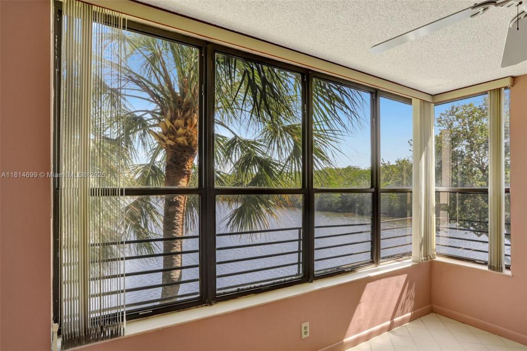 2768 S Carambola Cir S 304, Coconut Creek, Florida 33066