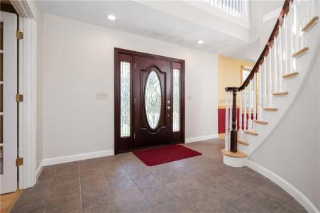 825 Woonsocket Hill Road, North Smithfield, RI 02896, USA