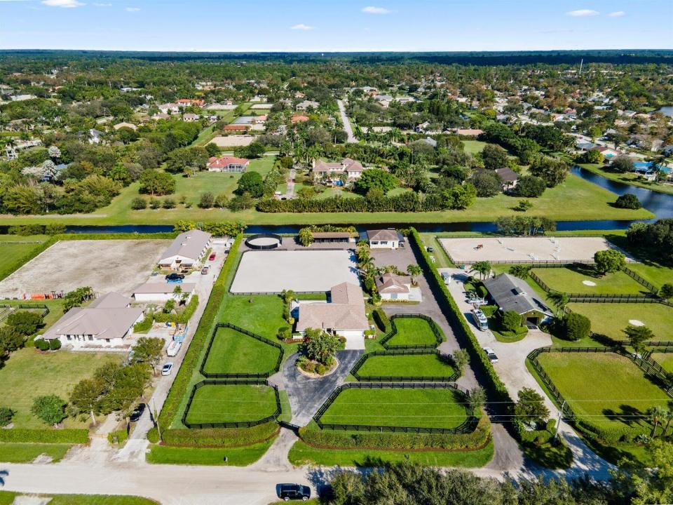 2904 Appaloosa Trail, SADDLE TRAIL PARK OF WELLINGTON, Wellington, Florida 33414, Estados Unidos