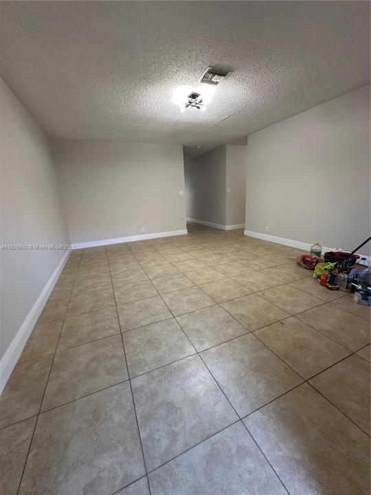 1241 NE 2nd Ave 1241, Fort Lauderdale, 佛羅里達州 33304, 美國