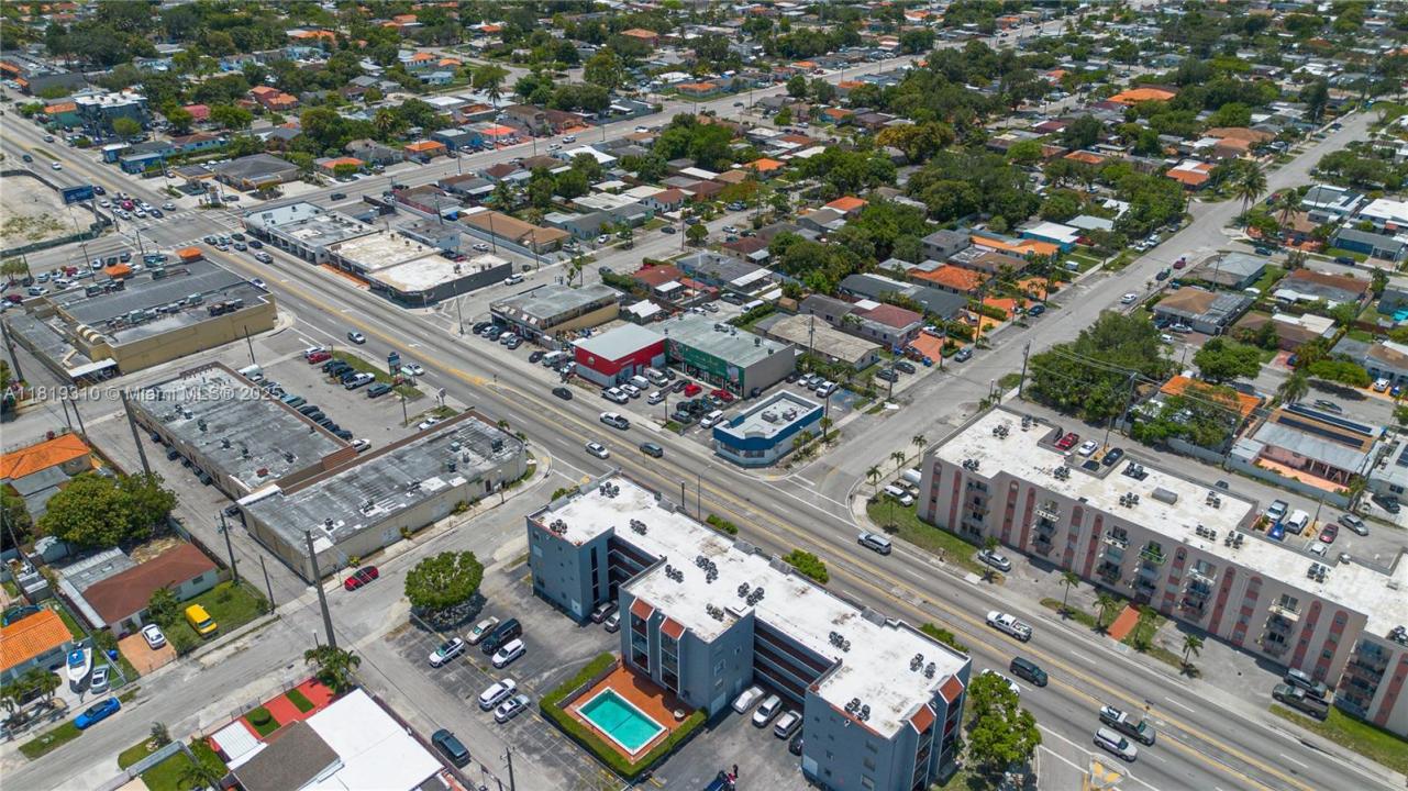 6772 W Flagler St, Miami, Florida 33144, Stati Uniti