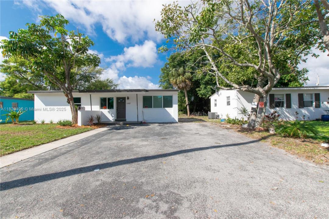 1167 NW 9th Ave, Fort Lauderdale, פלורידה 33311, ארצות הברית של אמריקה 