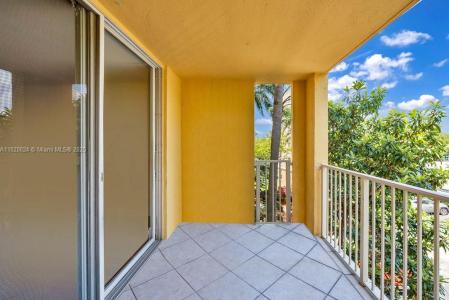 19555 E Country Club Dr 8307, Aventura, Florida 33180, USA