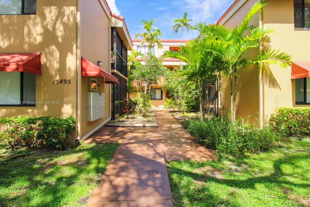 15495 N Miami Lakeway N 102, Miami Lakes, Florida 33014