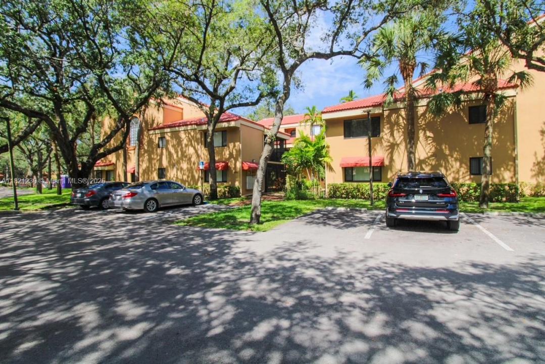 15495 N Miami Lakeway N 102, Miami Lakes, Florida 33014