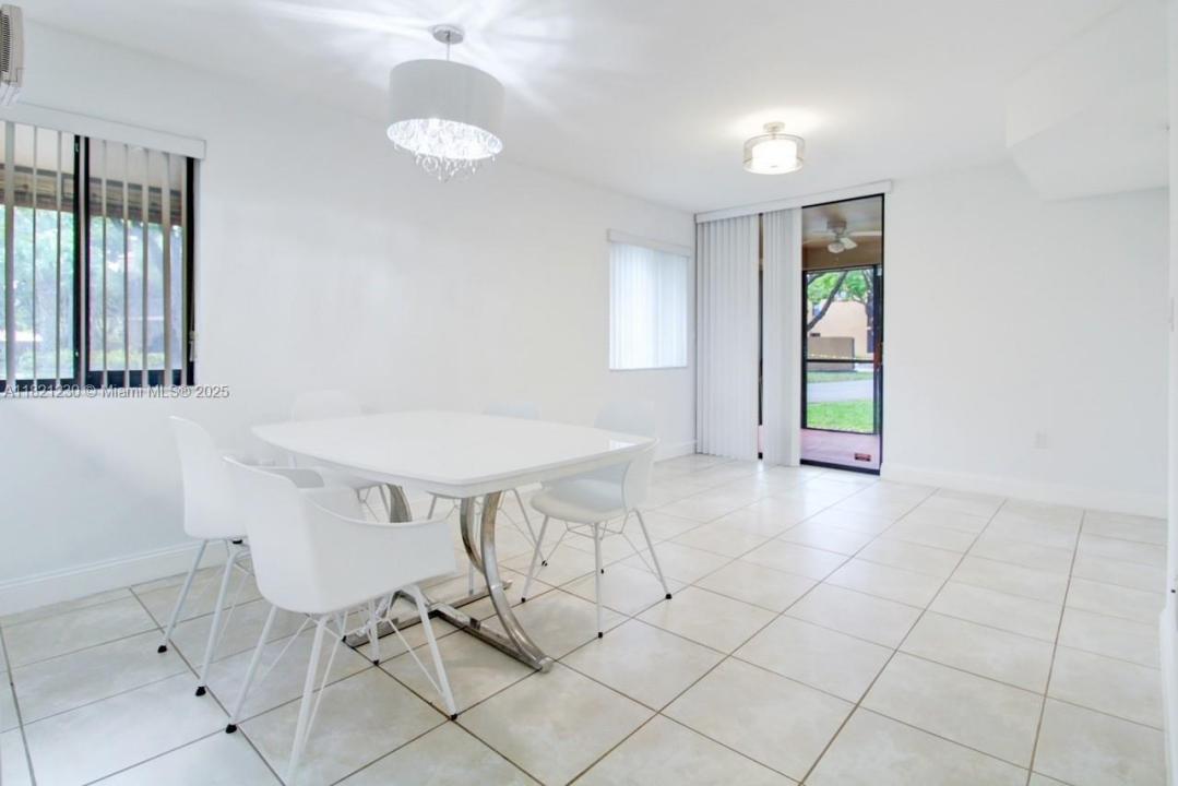 15495 N Miami Lakeway N 102, Miami Lakes, Florida 33014