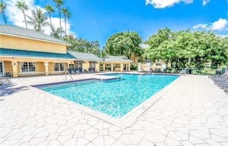 4055 W Mcnab Rd H112, Pompano Beach, Florida 33069, USA