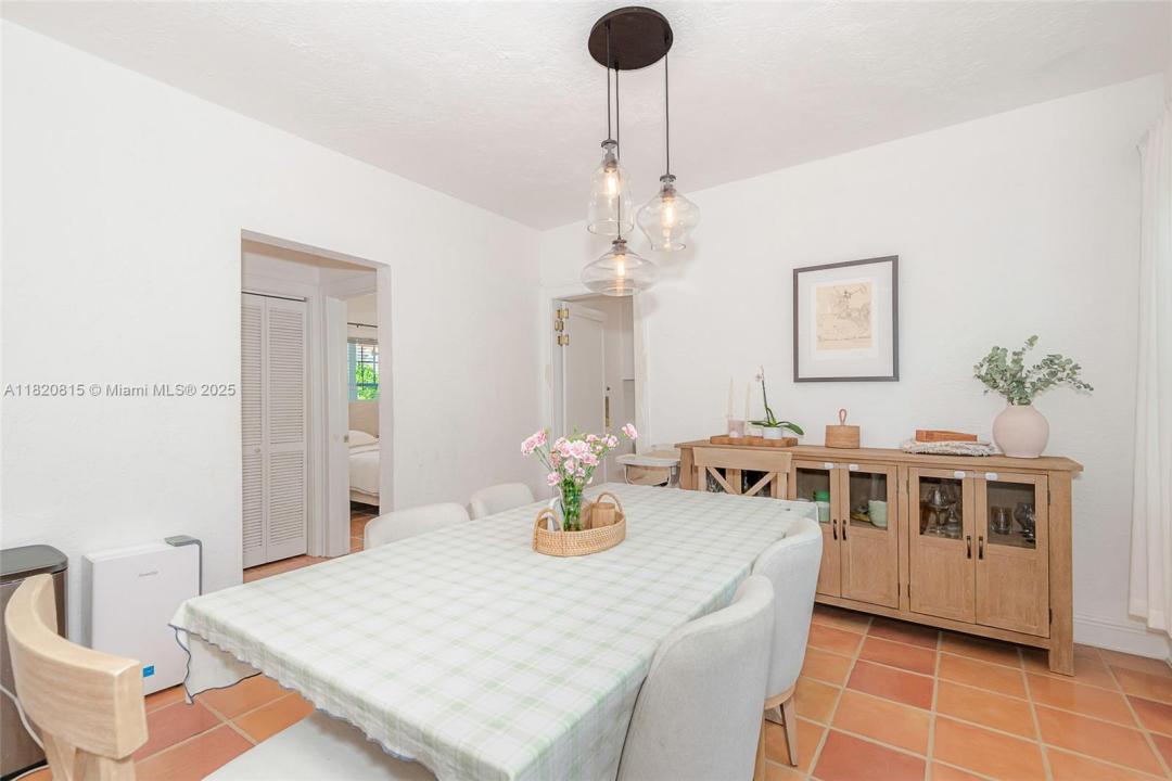 1218 Madrid St, Coral Gables, Florida 33134, Estados Unidos