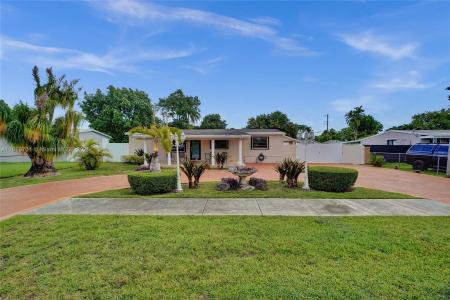 5435 SW 99th Ct, Miami, Florida 33165, USA