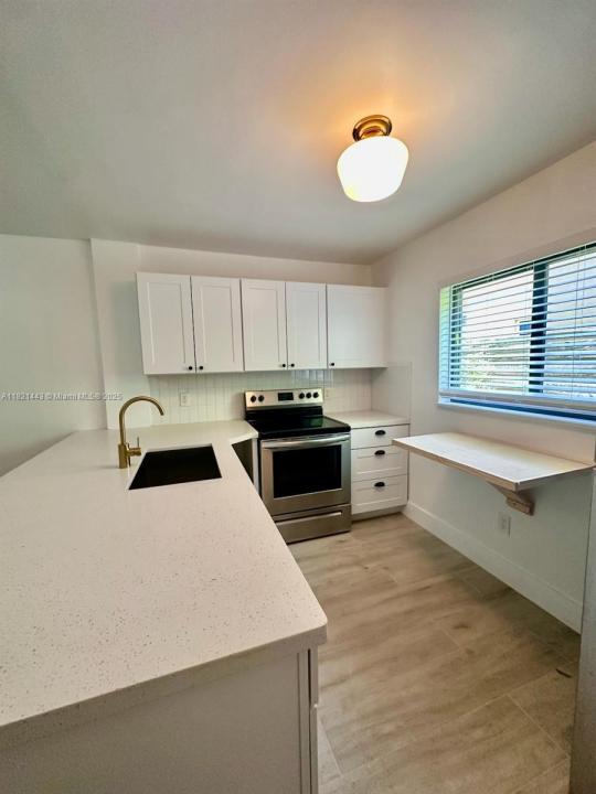 910 SW 4th Ave 1, Miami, فلوريدا 33130, الولايات المتحدة