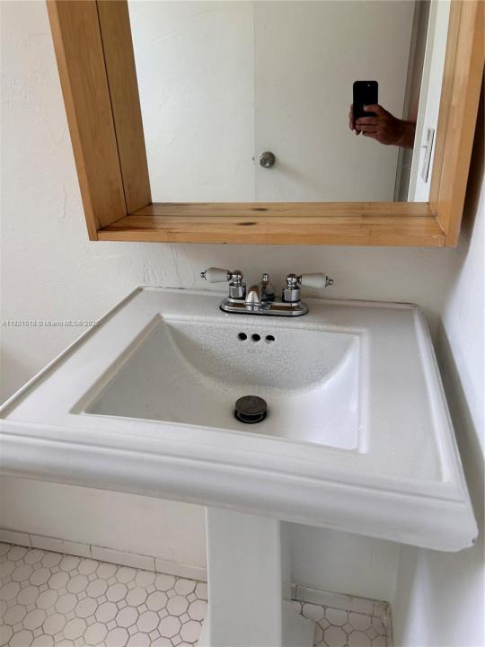 101 Collins Ave 16, Miami Beach, Florida 33139